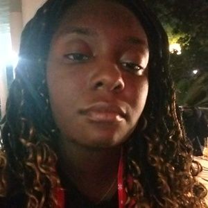 Meet your Posher, Jasmine